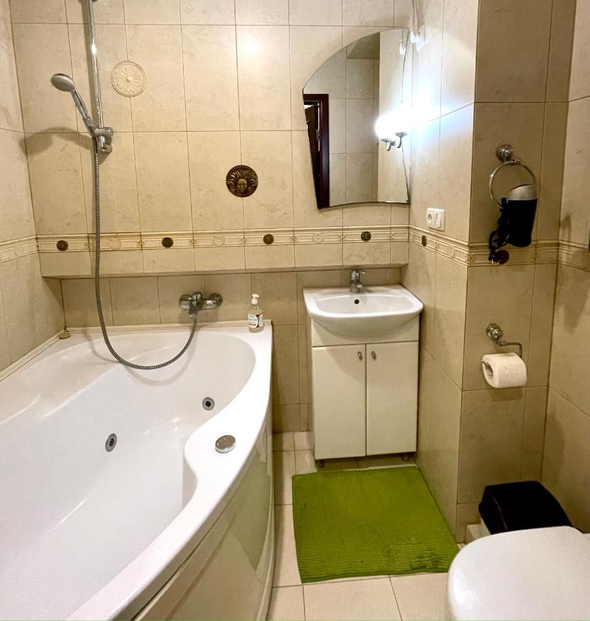 Бакулина 14 Apartment Kharkov Ngoại thất bức ảnh